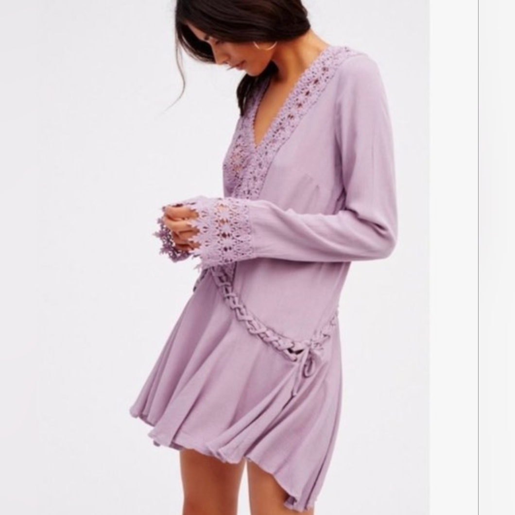 Gorgeous Lavender Lace Trim Dress